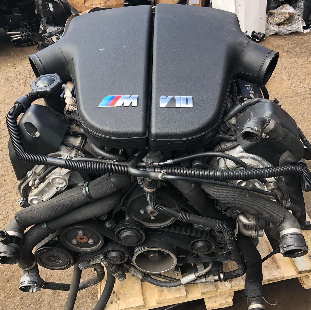 BMW M Power S85B50 5.0L V10